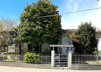 VILLA CON GRANDE TAVERNA A 300mt DA CORSO MAZZINI