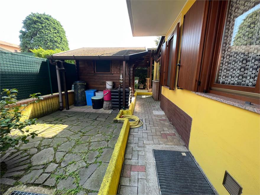 esterno
